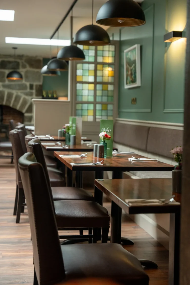 Dining room with green panelling